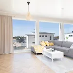 Villa Seaside By Paradise - Uusi Korkeatasoinen Hiekkasaerkaet