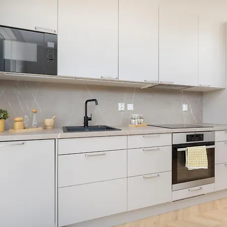 Seaside By Paradise - Uusi Korkeatasoinen Hiekkasaerkaet *