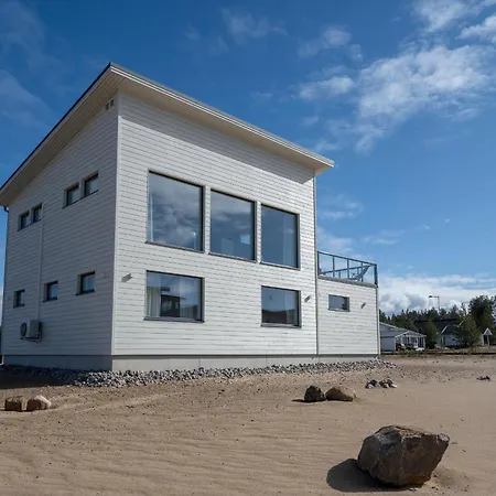 Вилла Seaside By Paradise - Uusi Korkeatasoinen Huvila Hiekkasaerkaet Калайоки