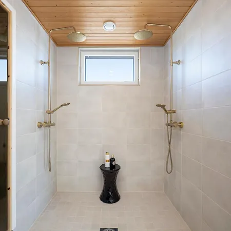 Seaside By Paradise - Uusi Korkeatasoinen Hiekkasaerkaet *