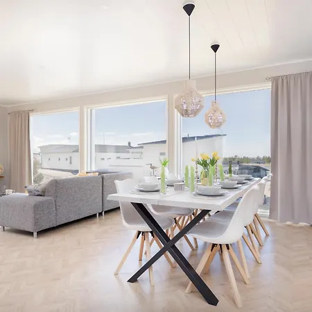 Seaside By Paradise - Uusi Korkeatasoinen Huvila Hiekkasaerkaet Вилла