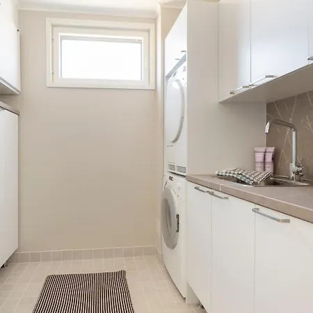 Seaside By Paradise - Uusi Korkeatasoinen Hiekkasaerkaet ヴィラ